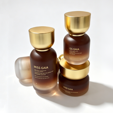 Custom peptide anti aging face cream jar with gold cap produced in GMP certified facility